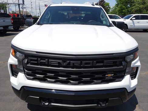 Used 2024 Chevrolet Silverado 1500 W/T w/ WT Value Package AWD/4WD image 6