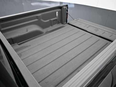 Used 2024 Jeep Gladiator Sport w/ Premium Package image 36