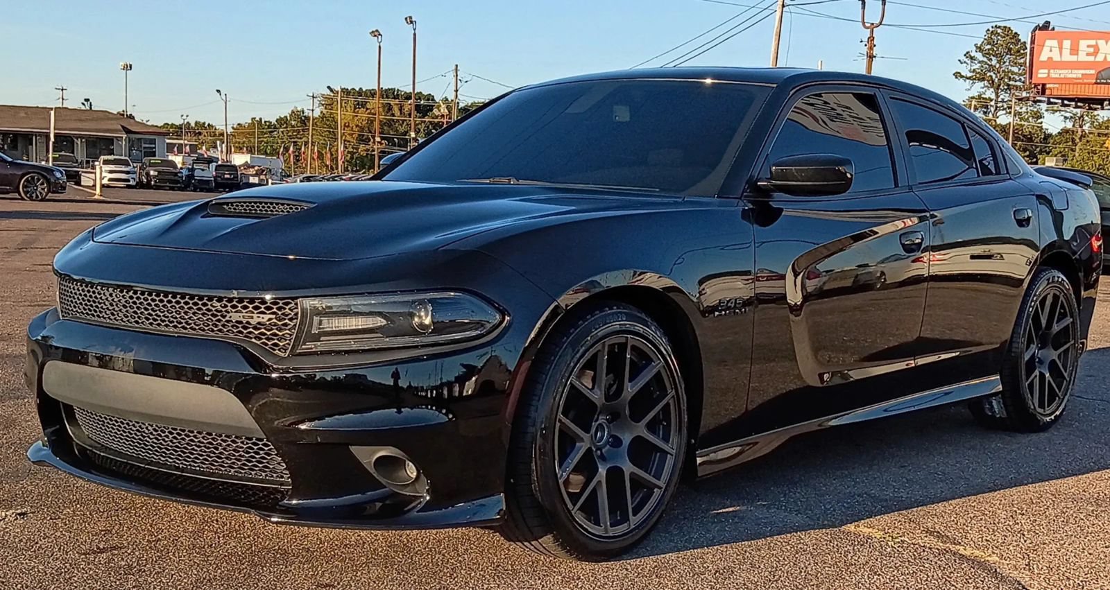 Used 2021 Dodge Charger R/T w/ Navigation & Travel Group RWD image 1