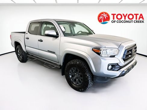 Used 2023 Toyota Tacoma SR5 w/ Technology Package AWD/4WD image 1