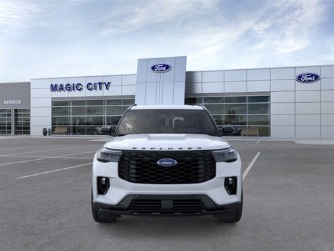 New 2026 Ford Explorer ST-Line w/ ST-Line Street Pack AWD/4WD image 6