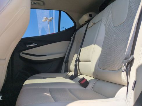 Used 2022 Buick Encore GX Essence w/ Advanced Technology Package AWD/4WD image 29