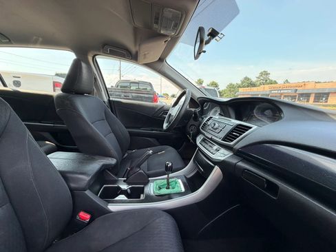 Used 2013 Honda Accord Sport image 21