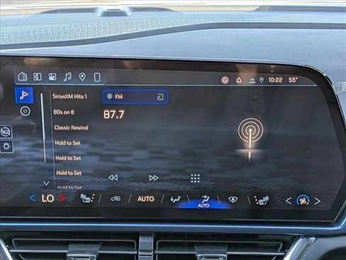 New 2026 Chevrolet Equinox EV LT image 11