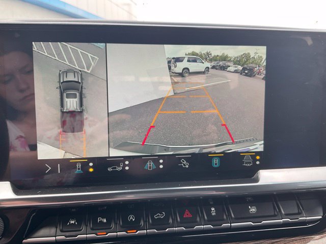 Used 2023 Chevrolet Silverado 1500 RST w/ Convenience Package II AWD/4WD image 6