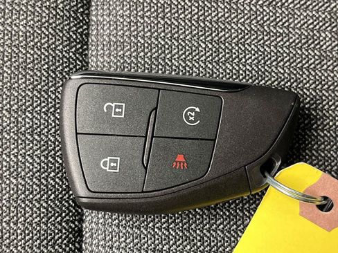 Certified 2025 GMC Terrain Elevation AWD/4WD image 25