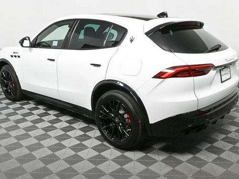 New 2025 Maserati Grecale Folgore AWD/4WD image 3