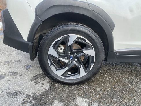 Used 2024 Subaru Crosstrek 2.5i Limited image 30