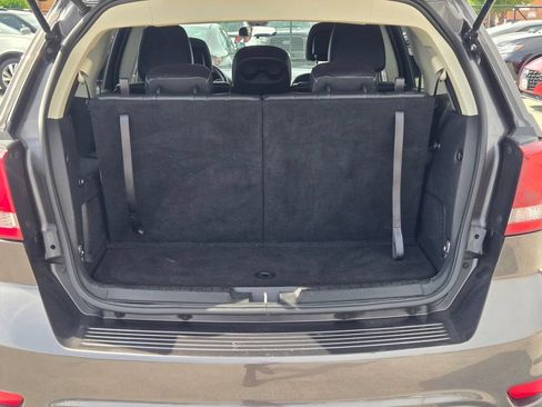 Used 2018 Dodge Journey Crossroad FWD image 22
