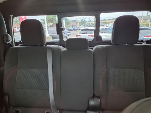 Used 2020 Jeep Gladiator Rubicon w/ Trailer Tow Package image 18