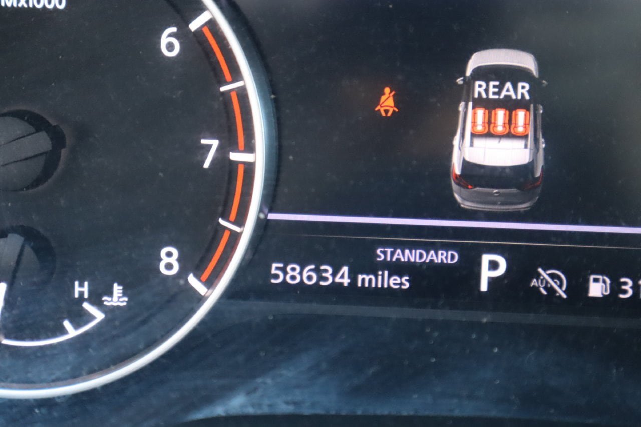 Used 2024 Nissan Rogue SV FWD image 10