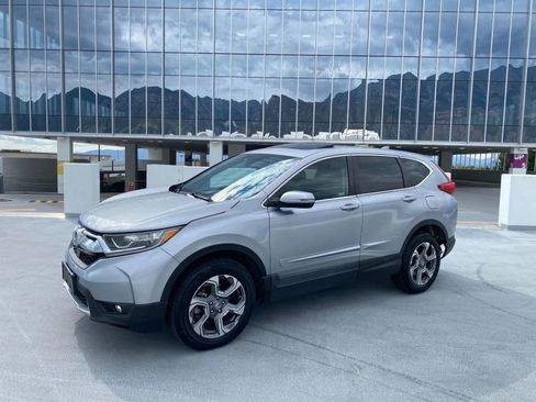 Used 2017 Honda CR-V Touring image 6