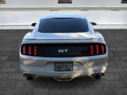Used 2015 Ford Mustang GT RWD image 6