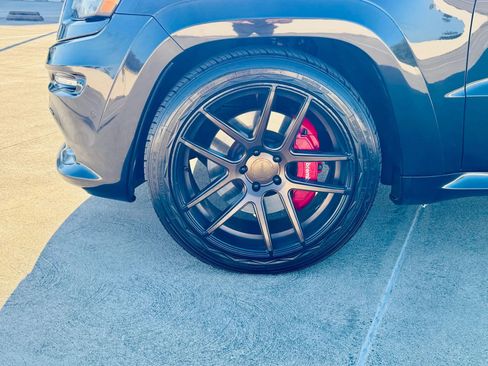 Used 2014 Jeep Grand Cherokee SRT8 w/ Luxury Group II image 35