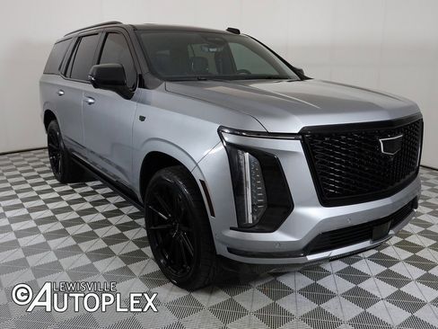 Used 2025 Cadillac Escalade Sport w/ Touring Package image 3