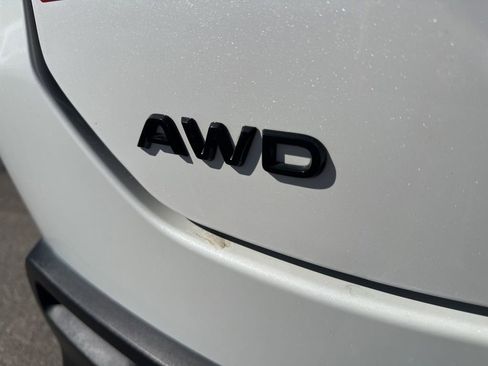 Used 2025 Honda Pilot Black Edition image 43