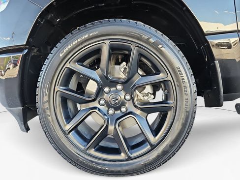 Used 2024 RAM 1500 Laramie AWD/4WD image 25