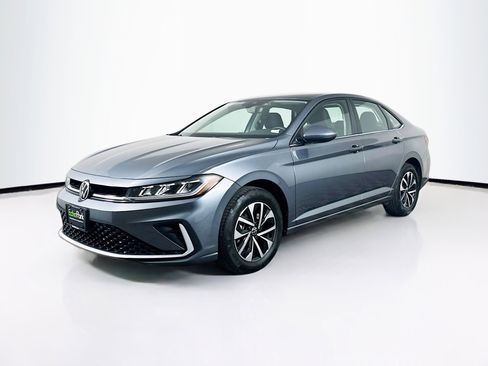 Used 2025 Volkswagen Jetta S FWD image 3