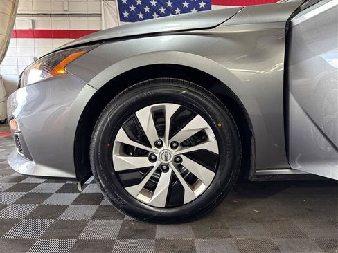 Used 2022 Nissan Altima 2.5 S FWD image 26