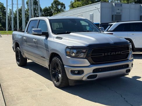 Used 2020 RAM 1500 Big Horn AWD/4WD image 4