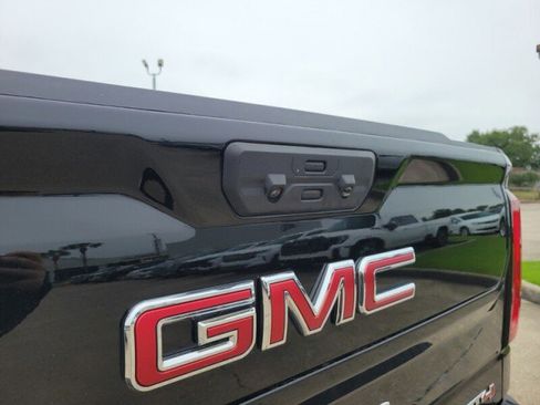 Used 2026 GMC Sierra 1500 AT4 w/ AT4 Premium Package AWD/4WD image 7
