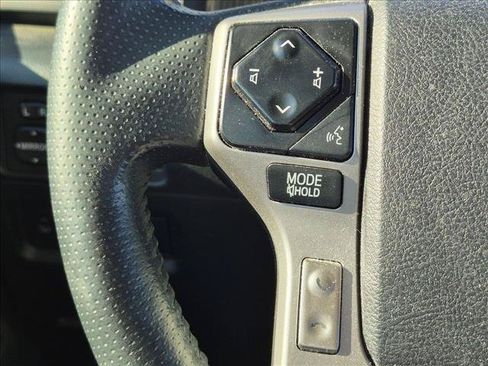 Used 2020 Toyota 4Runner SR5 Premium w/ Moonroof Package AWD/4WD image 11