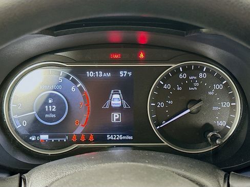 Used 2023 Nissan Versa SV image 19