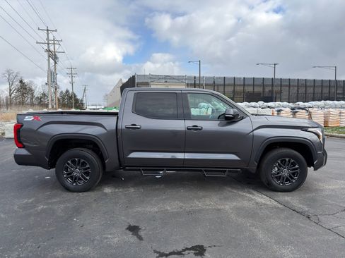 Used 2023 Toyota Tundra SR5 w/ SR5 Convenience Package image 9