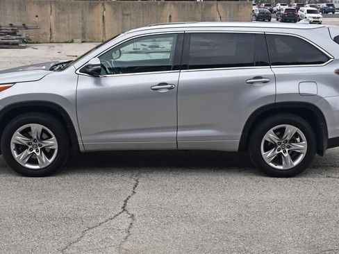 Used 2016 Toyota Highlander Limited AWD/4WD image 5