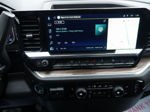 Used 2025 Chevrolet Silverado 2500 LT w/ Convenience Package image 16