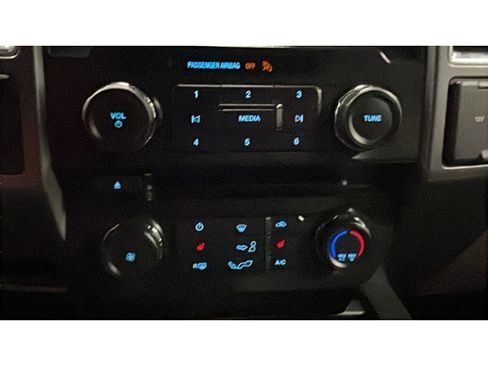 Used 2015 Ford F150 XLT w/ Equipment Group 302A Luxury image 14