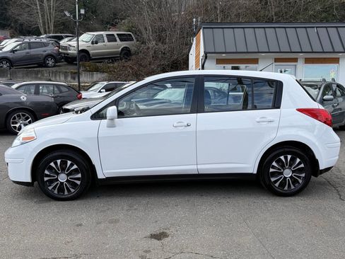 Used 2012 Nissan Versa 1.8 S w/ Plus Pkg image 2