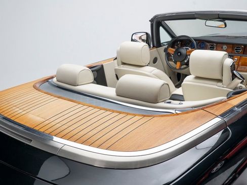 Used 2010 Rolls-Royce Phantom Drophead Coupe RWD image 48