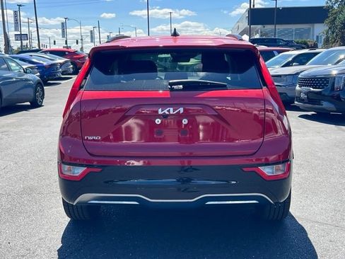Certified 2023 Kia Niro Wind w/ Wind Preserve Package FWD image 8