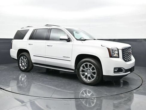 Used 2020 GMC Yukon Denali w/ Open Road Package AWD/4WD image 3