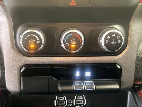 Used 2019 RAM 1500 Rebel AWD/4WD image 29