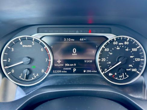 Used 2022 Nissan Rogue S image 17