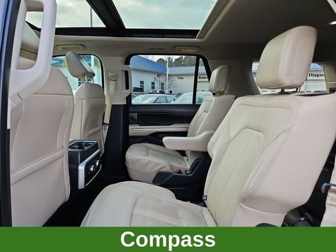 Used 2023 Ford Expedition Limited image 27