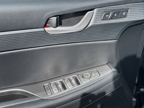 Used 2023 Hyundai Palisade Limited image 16