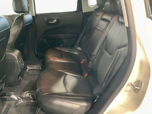 Used 2019 Jeep Compass Limited AWD/4WD image 15