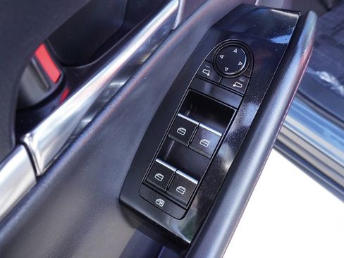 Used 2023 MAZDA CX-30 AWD 2.5 S w/ Preferred Package image 16