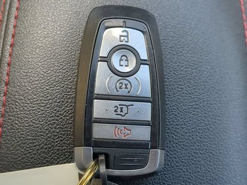 Used 2024 Ford Escape ST-Line AWD/4WD image 27