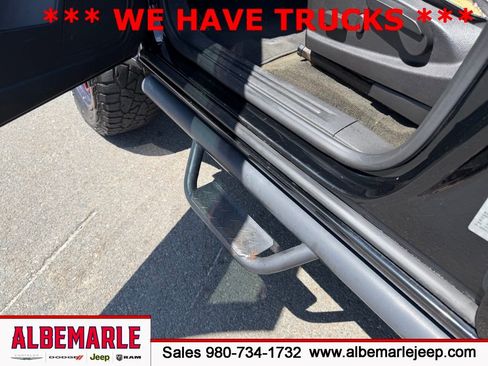 Used 2018 Chevrolet Colorado Z71 AWD/4WD image 12