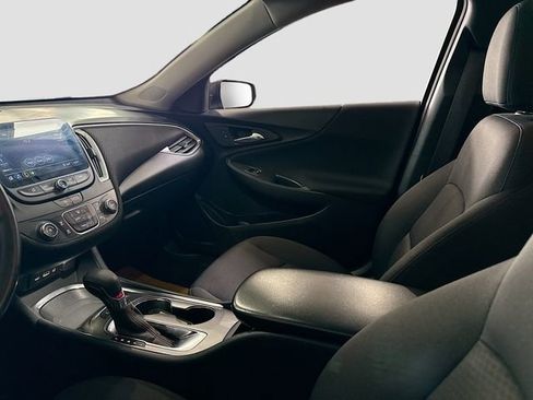 Used 2021 Chevrolet Malibu RS image 21