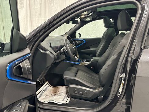 Used 2025 BMW X3 xDrive30i w/ M Sport Package image 10