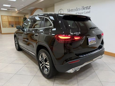 Certified 2025 Mercedes-Benz GLA 250 image 3