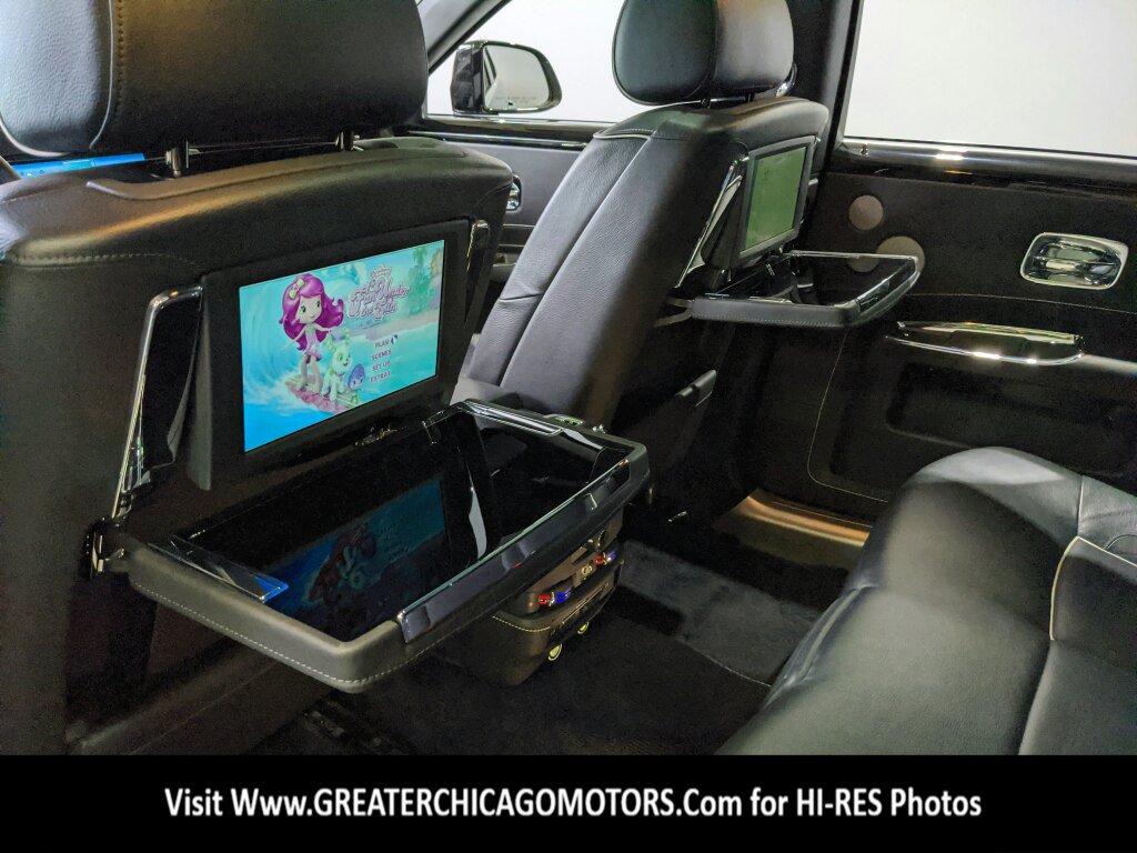 Used 2014 Rolls-Royce Ghost RWD image 34