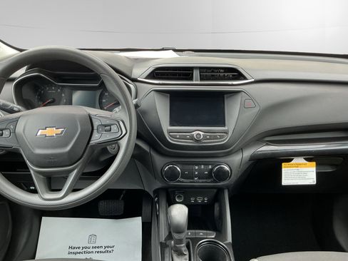 Used 2021 Chevrolet TrailBlazer LS FWD image 10