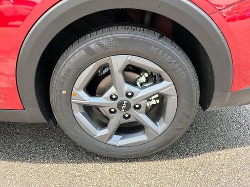 New 2026 Kia K4 FWD image 25