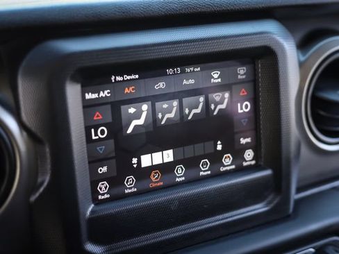 Used 2019 Jeep Wrangler Unlimited Sport S AWD/4WD image 34